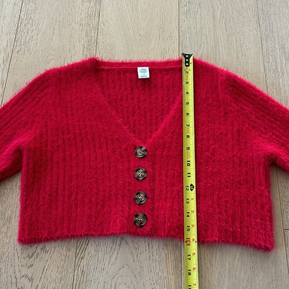 Urban Outfitters  Pink Fuzzy Sweater - Picture 10 of 11